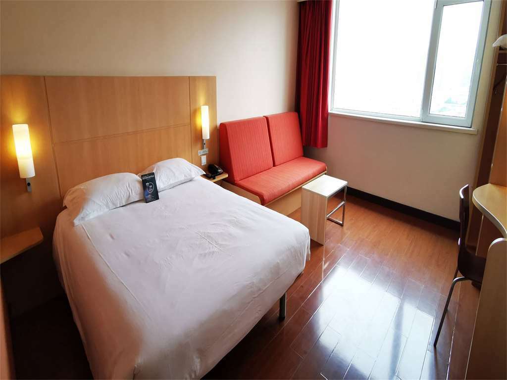 Ibis Tianjin Railway Station Hotel Стая снимка